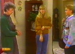 Nell Mangel, Jane Harris, Bronwyn Davies in Neighbours Episode 