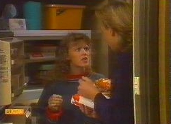 Charlene Robinson, Scott Robinson in Neighbours Episode 