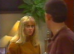 Jane Harris, Des Clarke in Neighbours Episode 0766