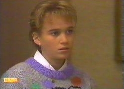 Bronwyn Davies in Neighbours Episode 