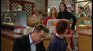 Paul Robinson, Robert Robinson (posing as Cameron Robinson), Elle Robinson, Dylan Timmins in Neighbours Episode 4947