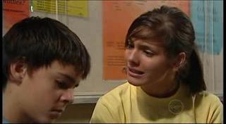 Rachel Kinski, Zeke Kinski in Neighbours Episode 