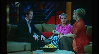 Rove McManus, Bree Timmins, Janelle Timmins in Neighbours Episode 4950