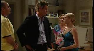 Kim Timmins, Ned Parker, Janae Timmins, Janelle Timmins in Neighbours Episode 