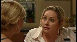 Janelle Timmins in Neighbours Episode 