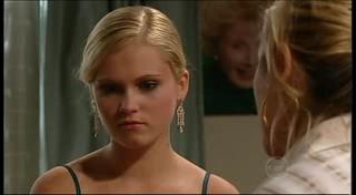 Janelle Timmins, Janae Timmins in Neighbours Episode 