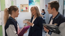  in Neighbours Episode 9341