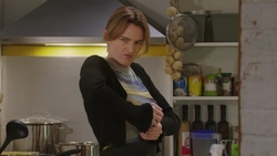  in Neighbours Episode 9349