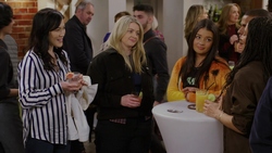  in Neighbours Episode 9363