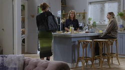  in Neighbours Episode 9333