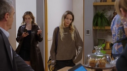  in Neighbours Episode 9333