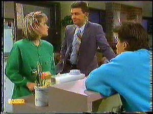 Daphne Clarke, Des Clarke, Mike Young in Neighbours Episode 0594