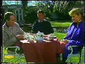 Allen Lawrence, Des Clarke, Daphne Clarke in Neighbours Episode 